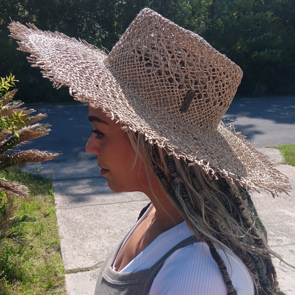 HURLEY Tan Wide-Brimmed Sun Lisbon Straw Hat with Natural Weave NWT - Picture 10 of 16